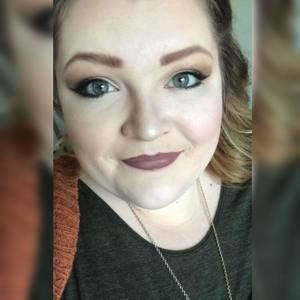 Meet your Posher, Abigail